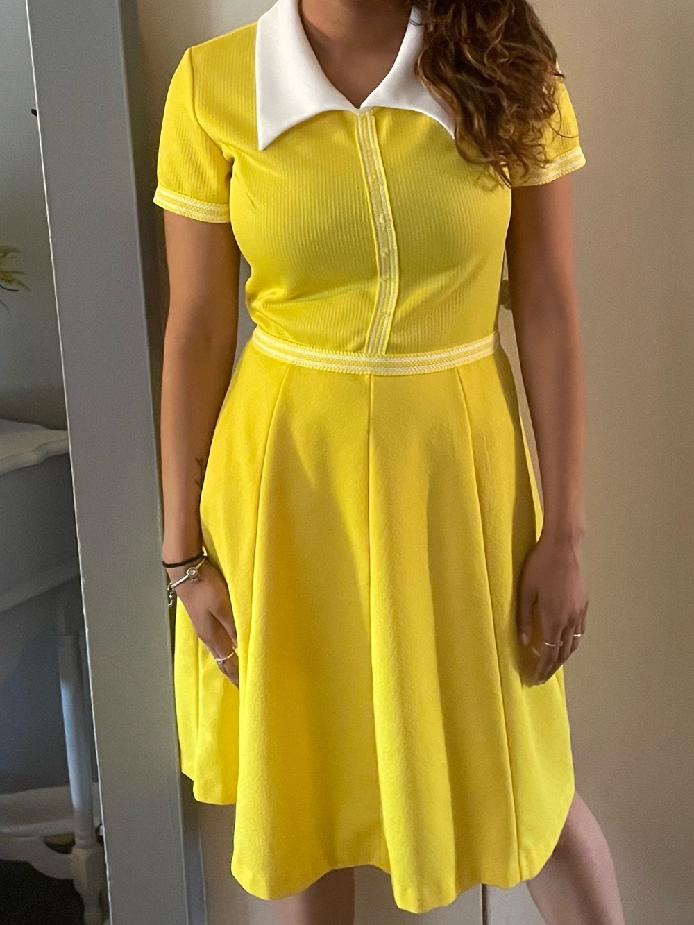 Vintage Montgomery Ward Classic Yellow Collared Women's Dress-White Collar 14t